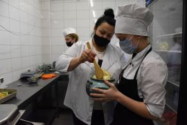 Состоялся конкурс на базе ОГАПОУ «Белгородский техникум общественного питания» состоялся конкурс по приготовлению вареников